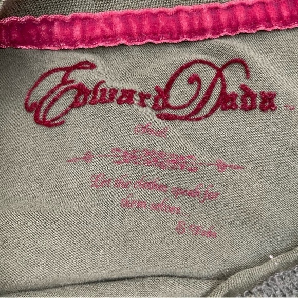 EDWARD DADA Men’s Green Embroidered long Sleeve Graphic Tee T-Shirt Small - Picture 7 of 12